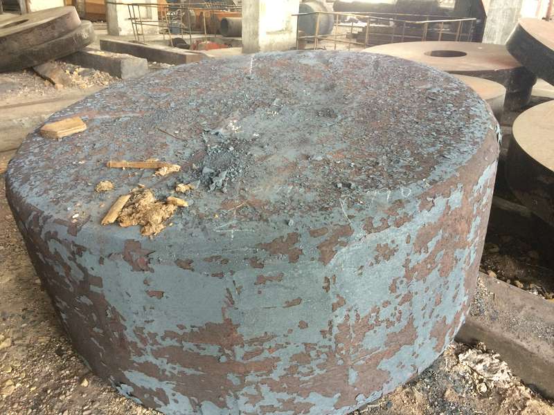 Raw forging of a semi-circular beam, a heavy-duty structural component for isostatic presses.